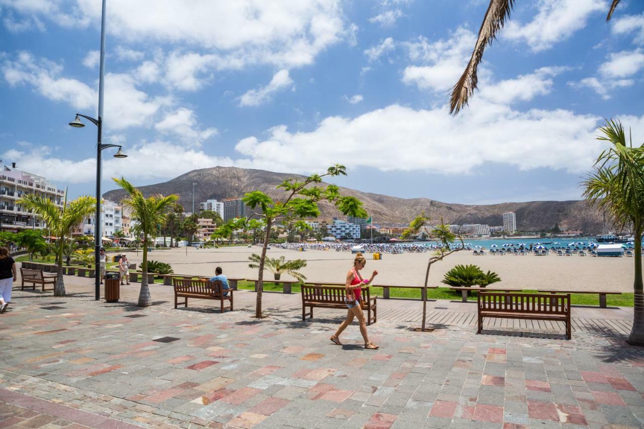 Sunny Studio Flat Daire Los Cristianos  Dış mekan fotoğraf